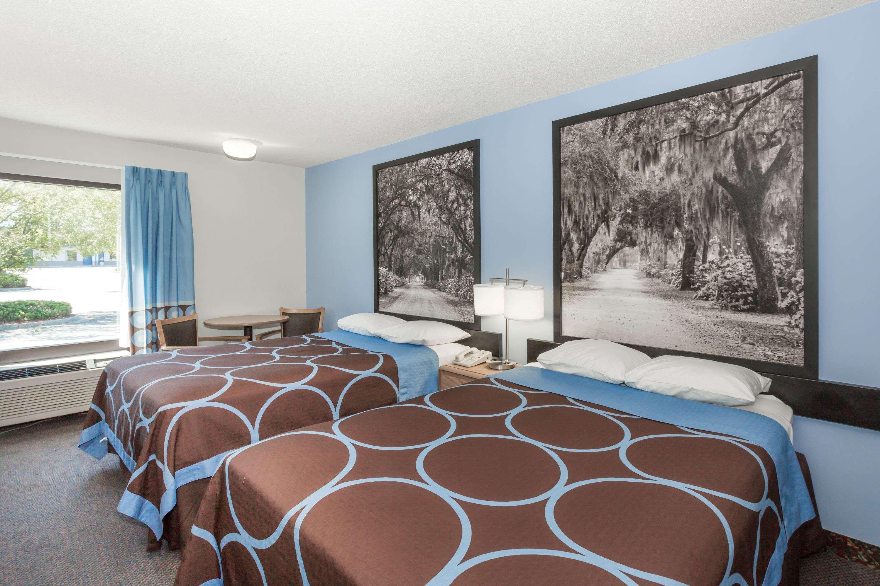 Hotel Super 8 By Wyndham Valdosta Ga I-75 Esterno foto