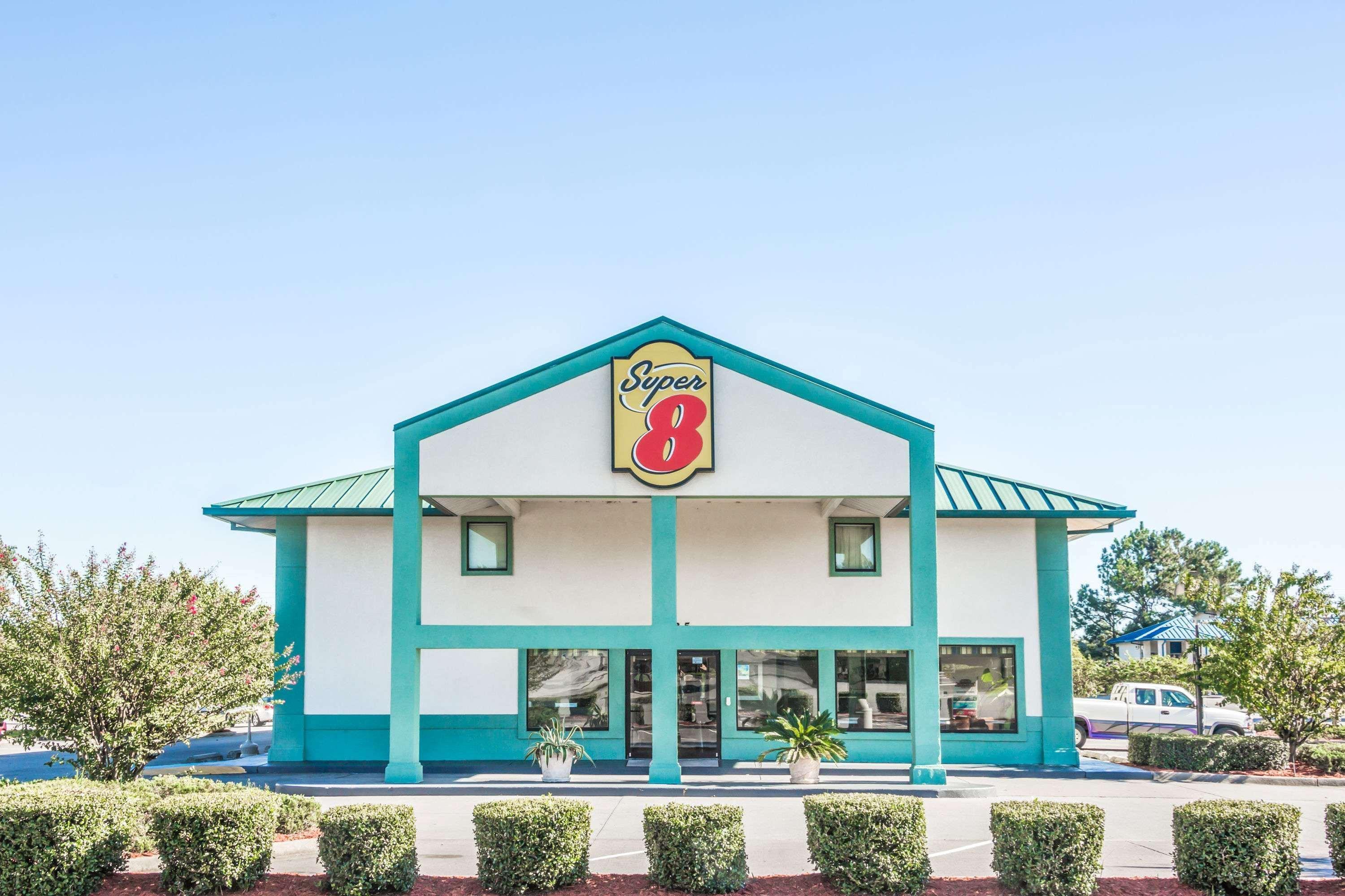 Hotel Super 8 By Wyndham Valdosta Ga I-75 Esterno foto